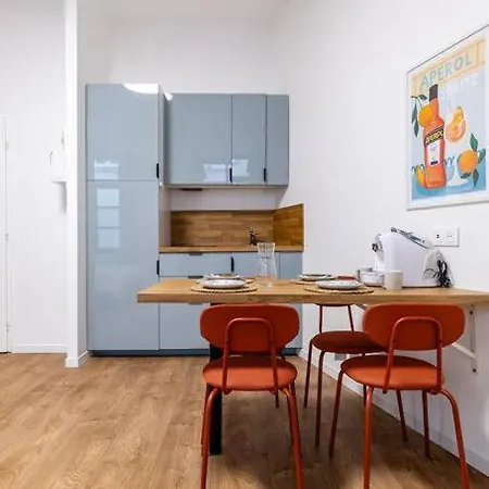 Tres Chic Studio/petite France Apartment